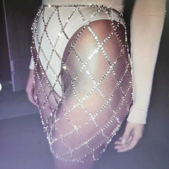 Rhinestone mini skirt - Picture 2 of 7